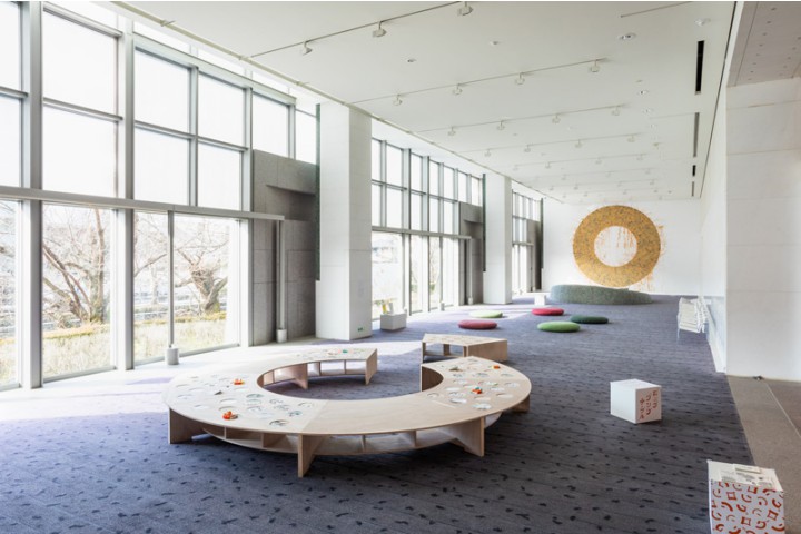 美術館デビュー応援プログラム「リング・リング・ロング」（京都国立近代美術館）